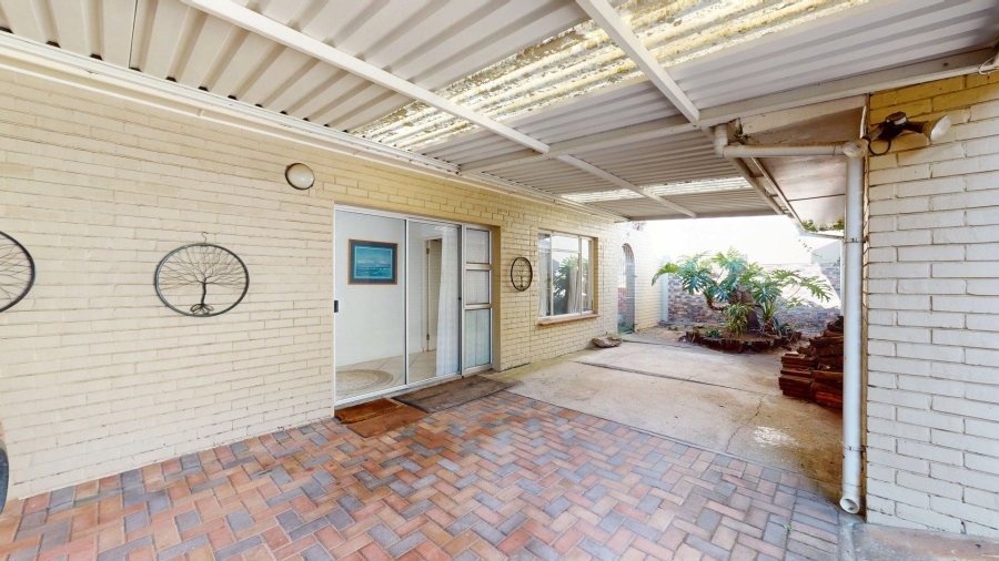 3 Bedroom Property for Sale in Walmer Eastern Cape